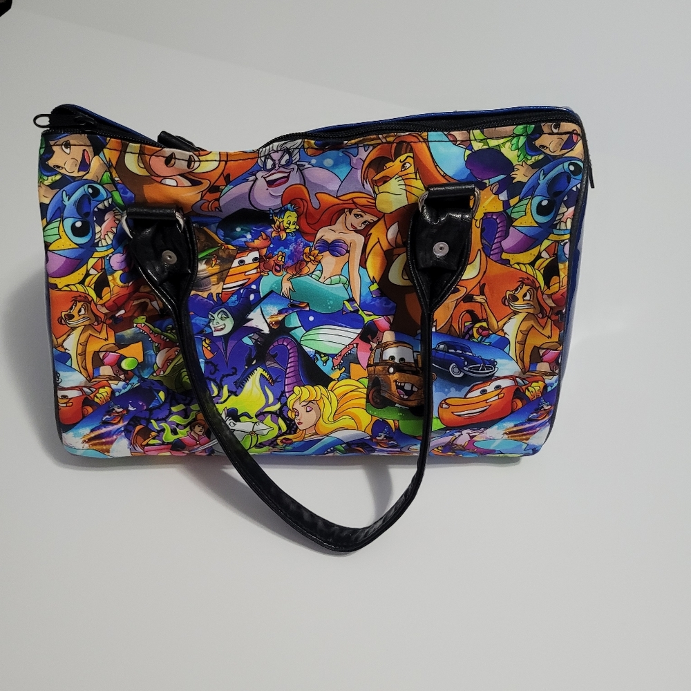 NWT   Top Notch By Design Movie Mash-Up    Purse/Handbag    Blue